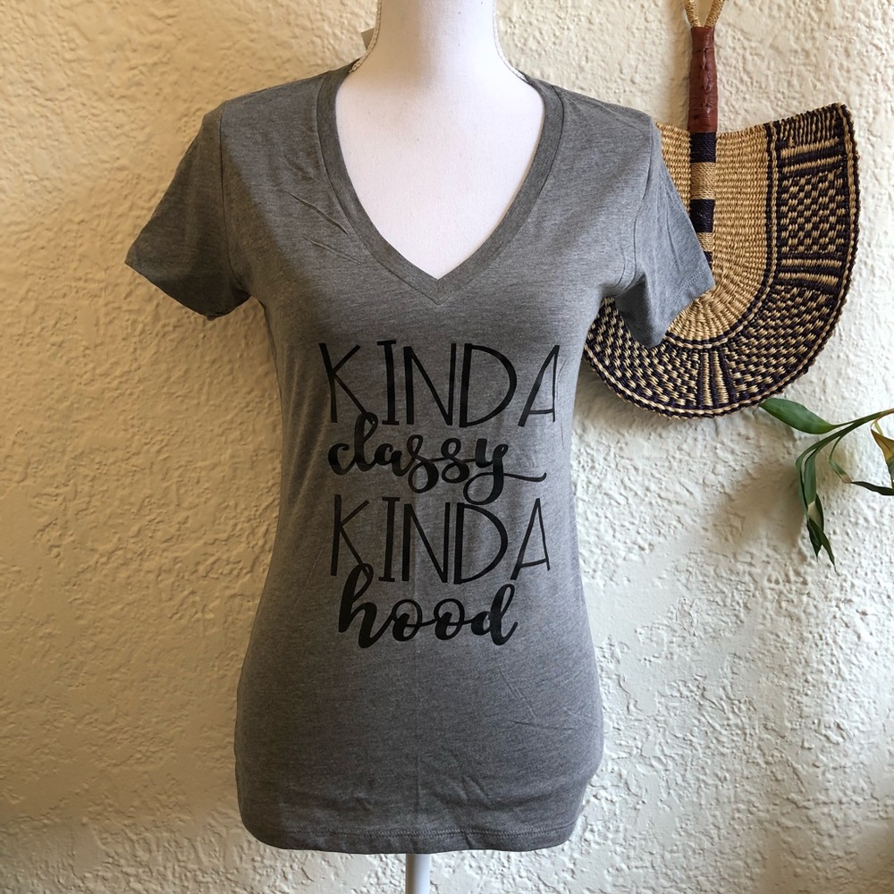 ♥️ Host Pick ♥️ V-Neck Graphic Tee